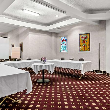 Best Western Downtown Садбери Экстерьер фото