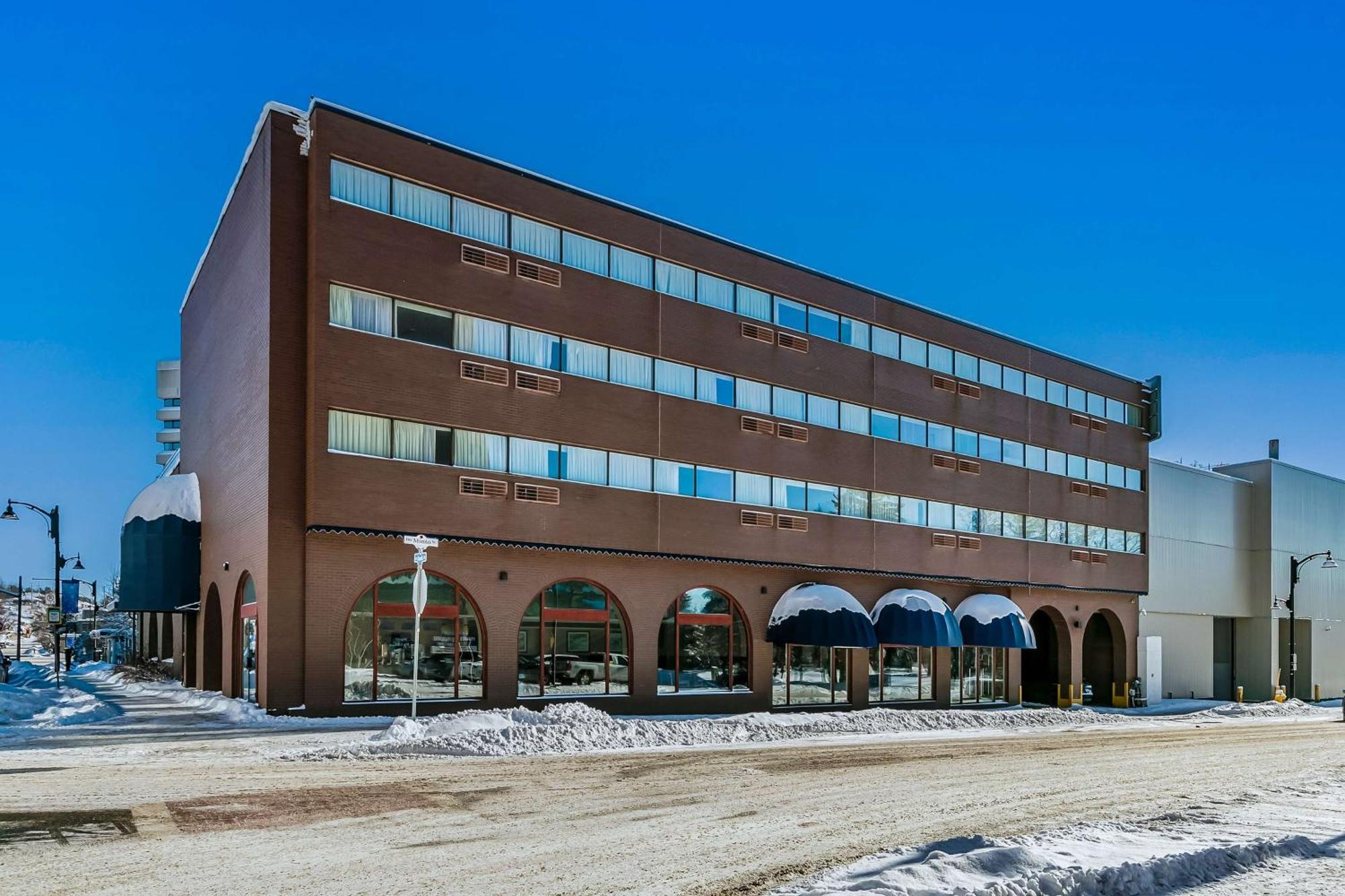 Best Western Downtown Садбери Экстерьер фото