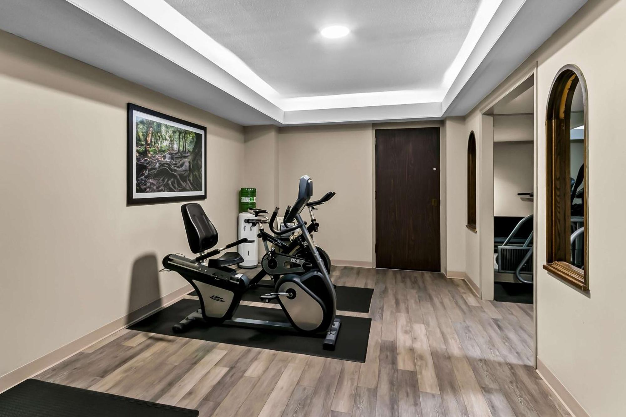 Best Western Downtown Садбери Экстерьер фото