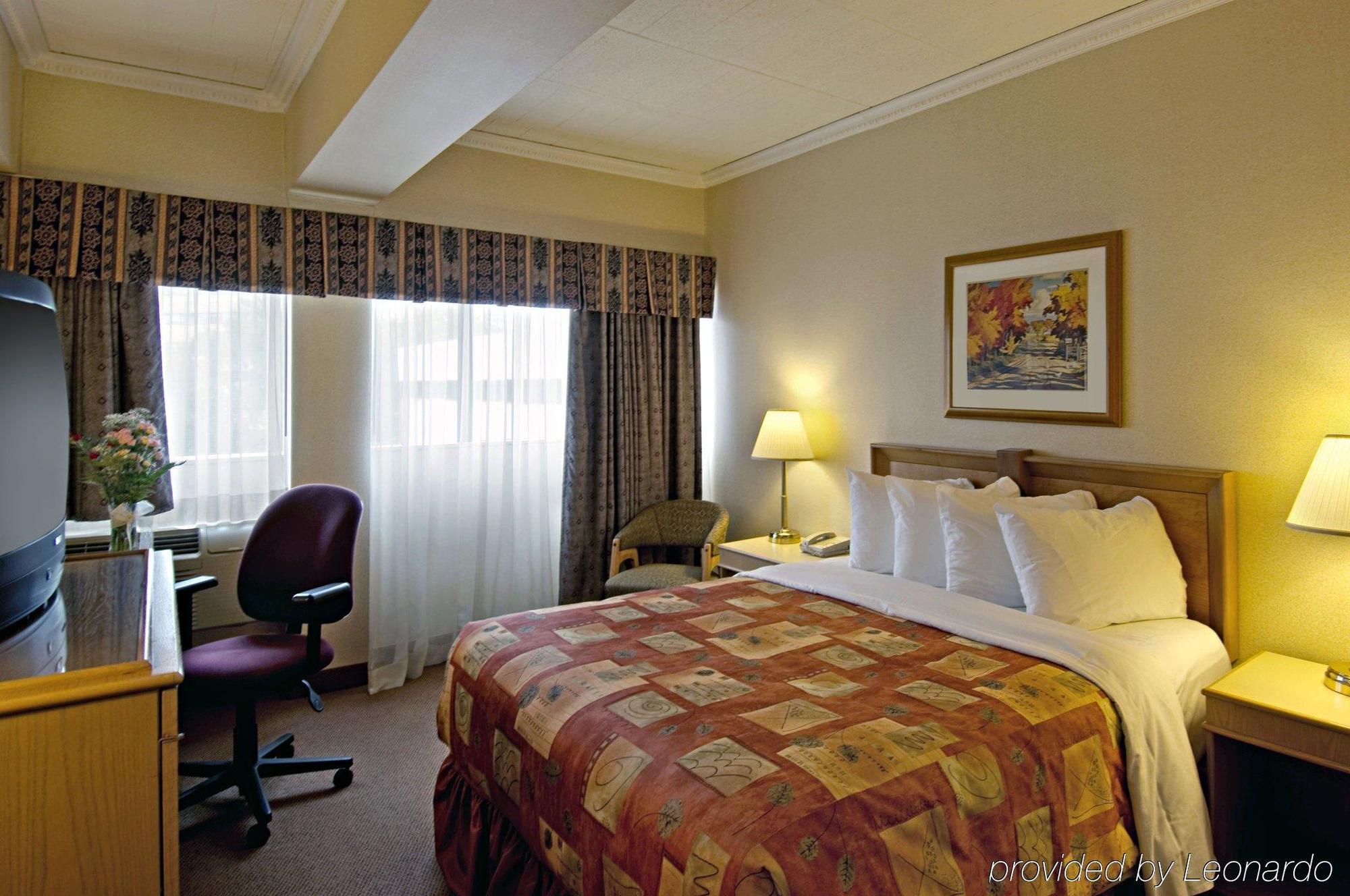 Best Western Downtown Садбери Номер фото