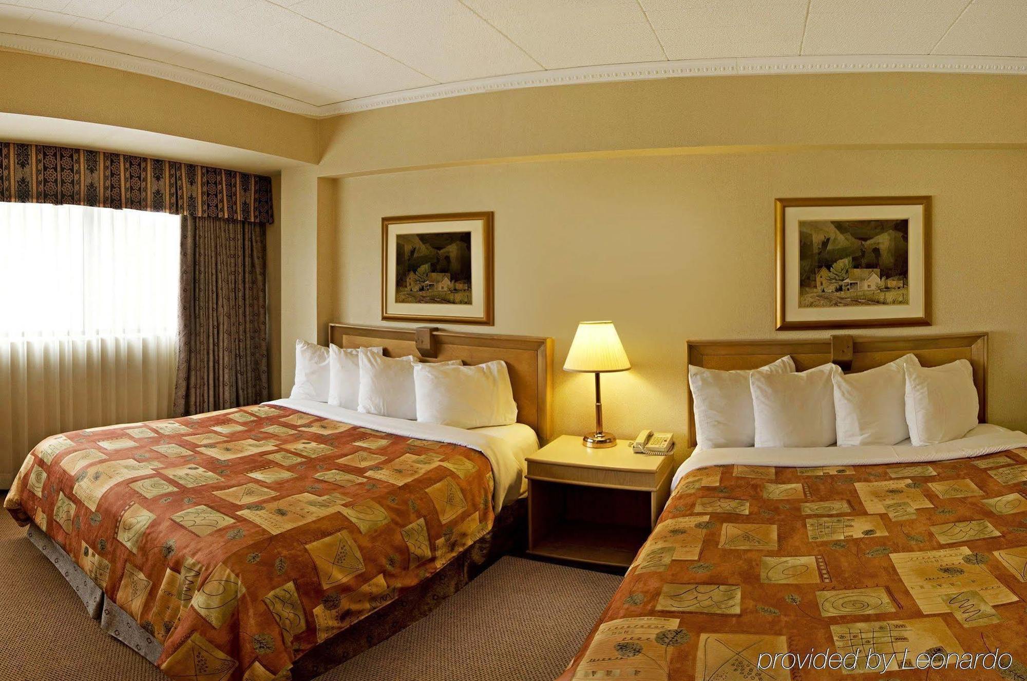 Best Western Downtown Садбери Номер фото